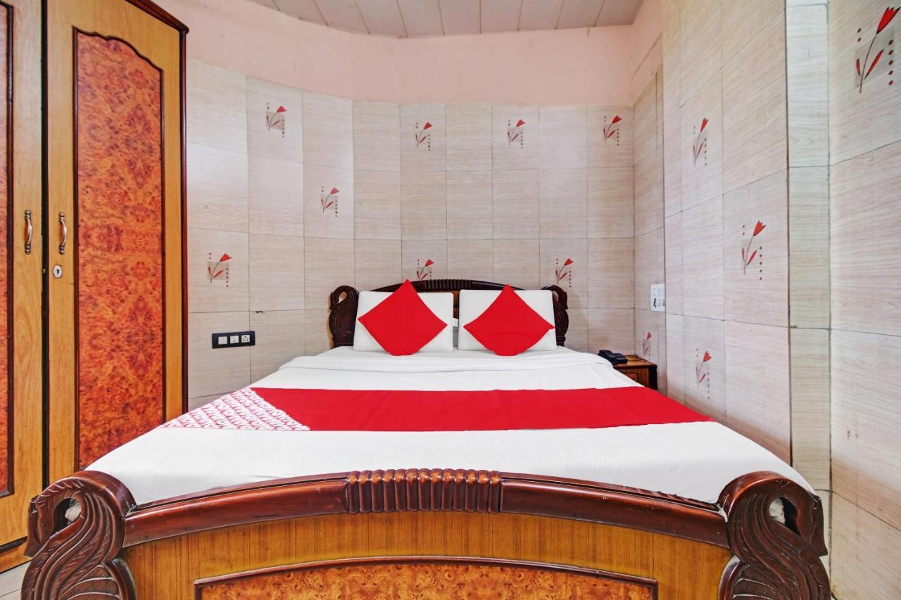 Oyo 80762 Hotel New Mini Mahal Turambhe Esterno foto