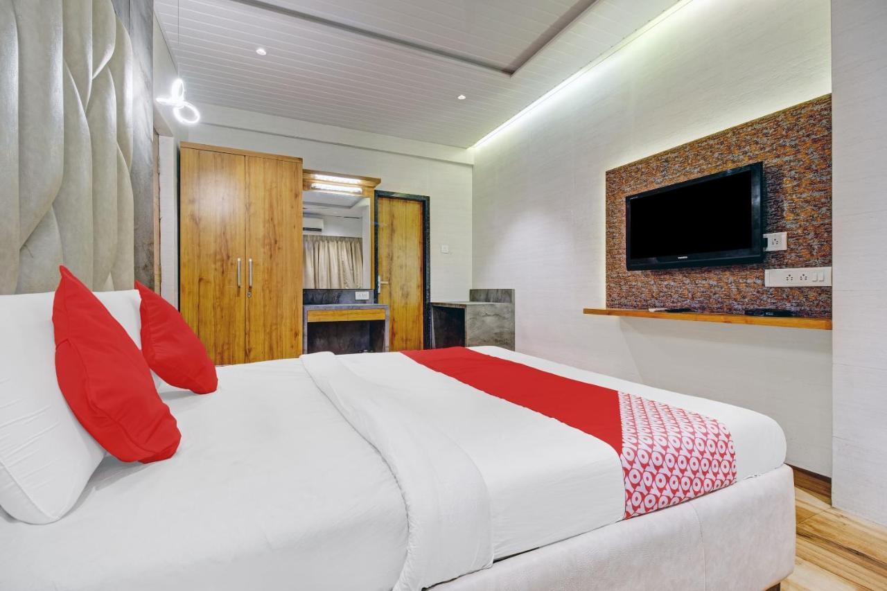 Oyo 80762 Hotel New Mini Mahal Turambhe Esterno foto